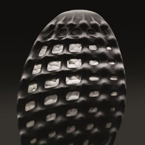adidas stretchweb